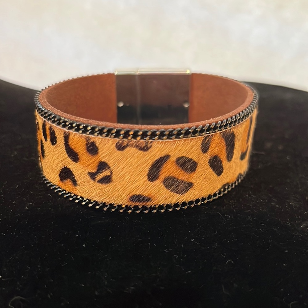 NEW Leopard Cuff